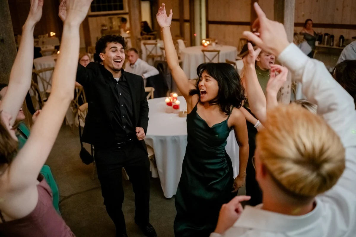 wedding reception photograph at stonefields estate
