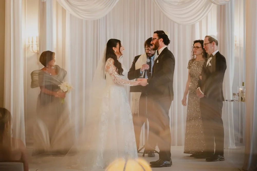 photograph from a jewish wedding ceremony in the drawing room at the chateau laurier