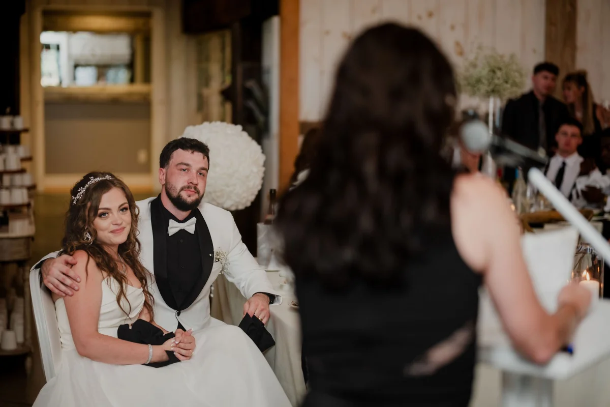 wedding reception photograph at stonefields estate
