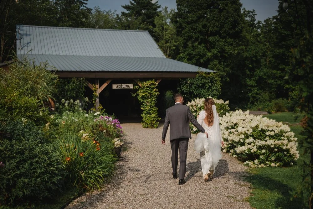 photograph from an Adelina barn wedding ceremony
