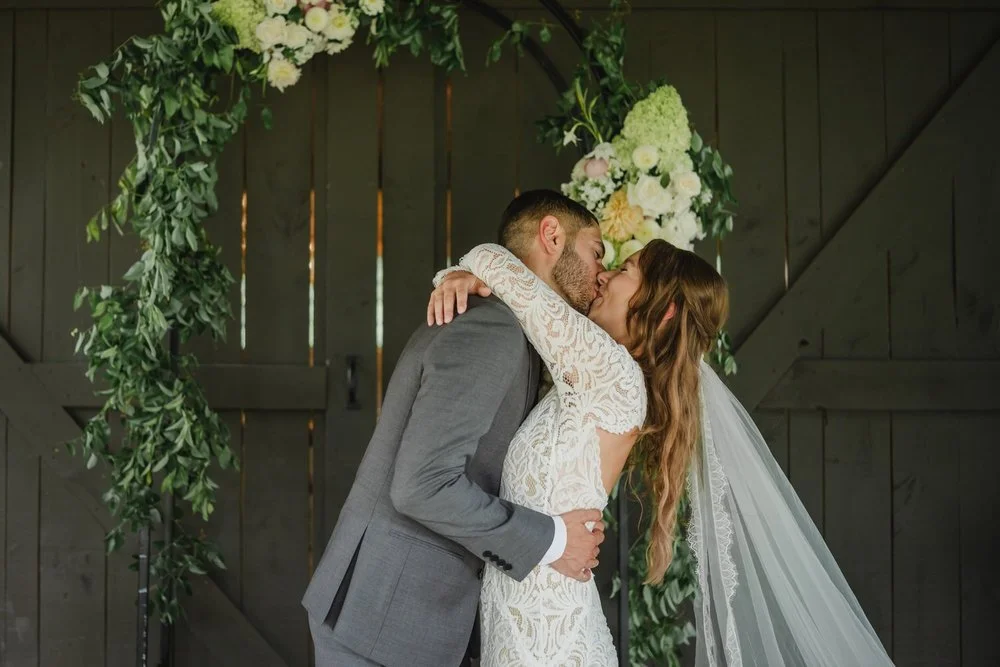 photograph from an Adelina barn wedding ceremony