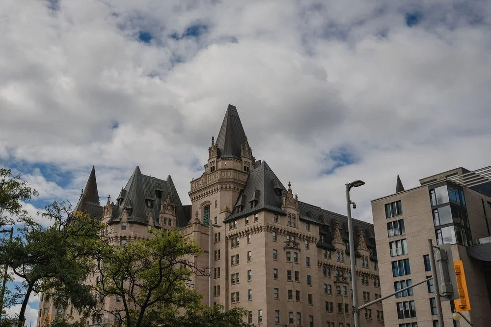exterior photograph of the chateau laurier