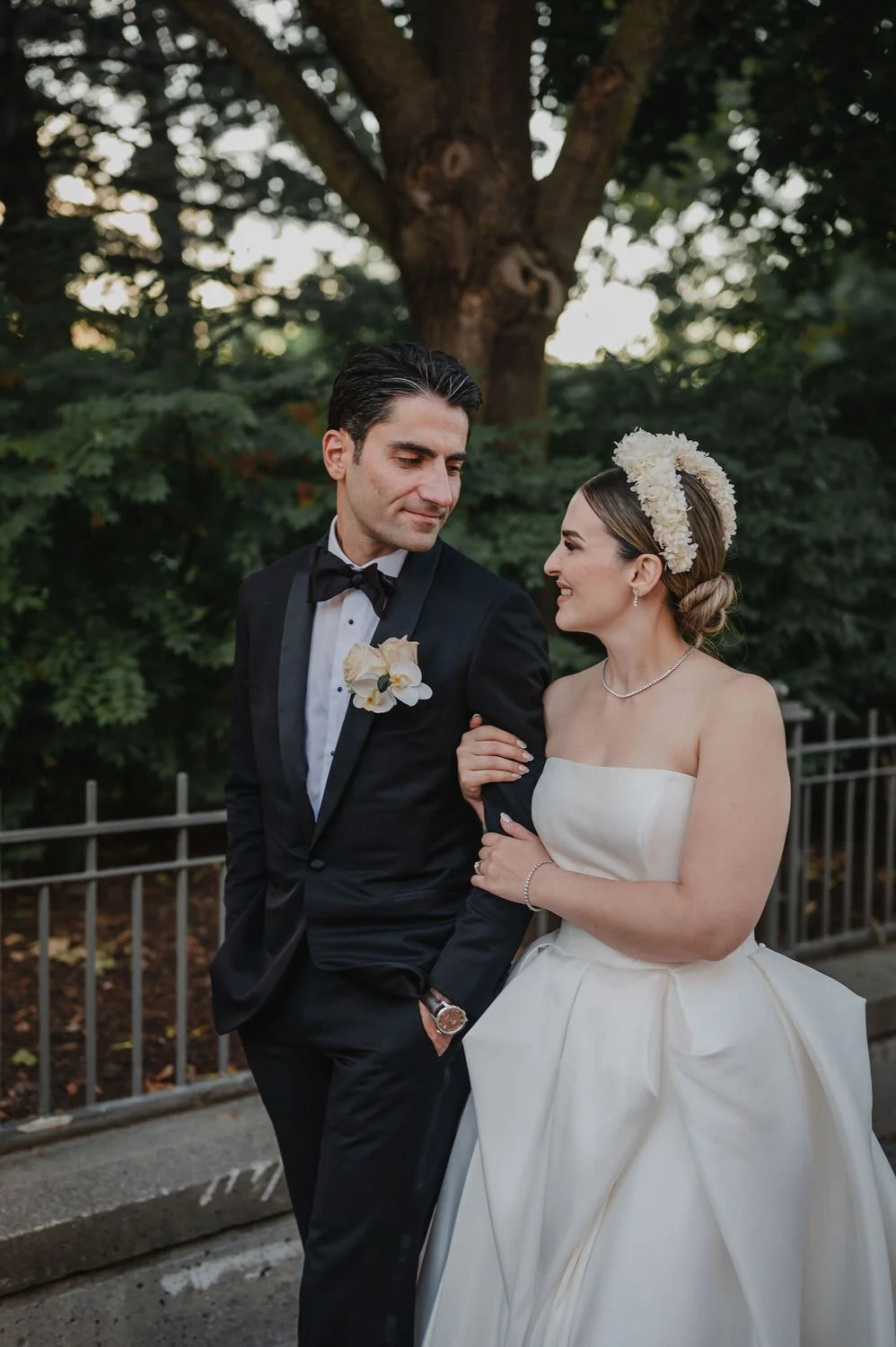 photograph of a bride and groom at sunset in downtown ottawa
