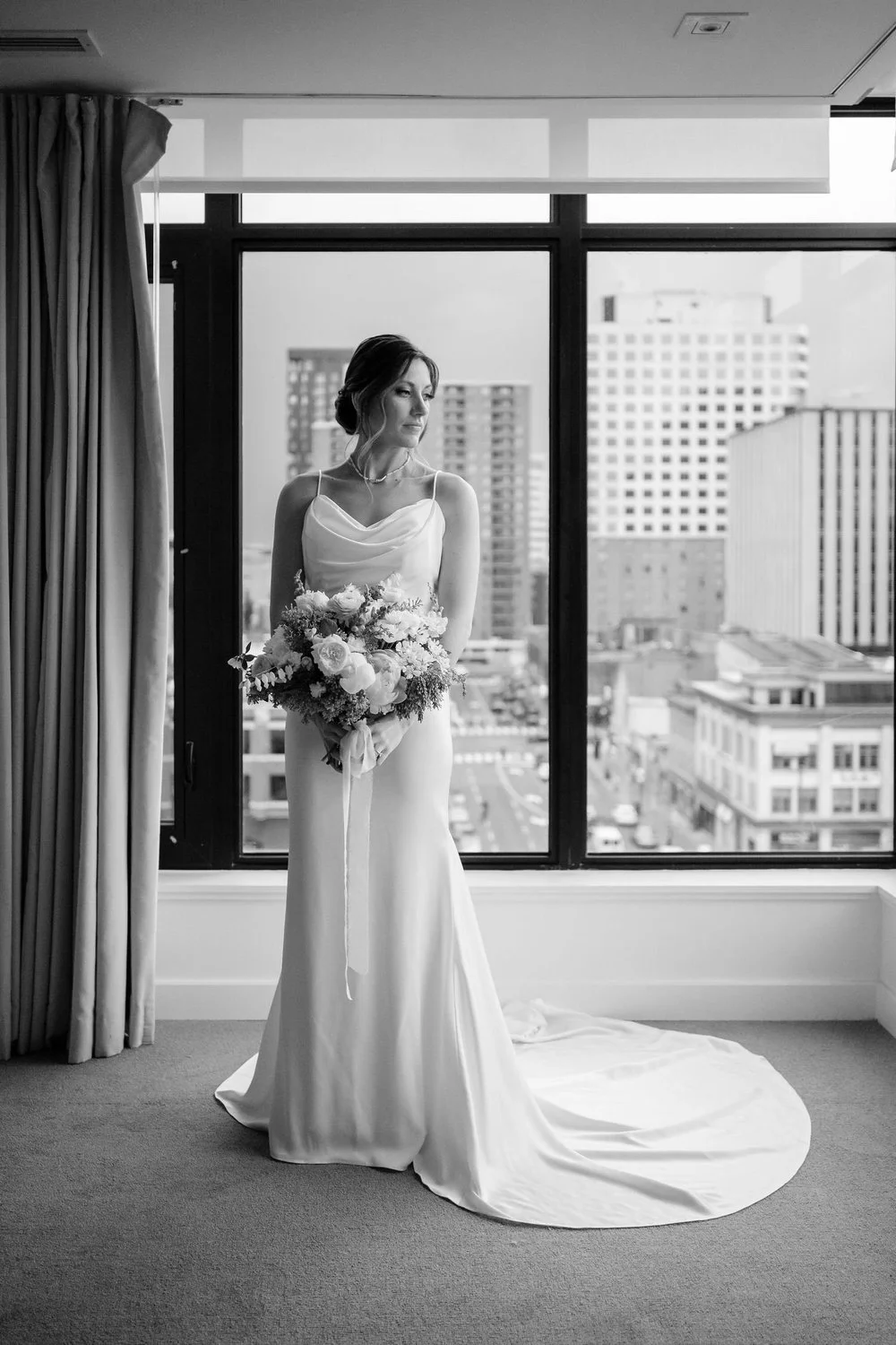 black and white bridal photograph overlooking downtown ottawa