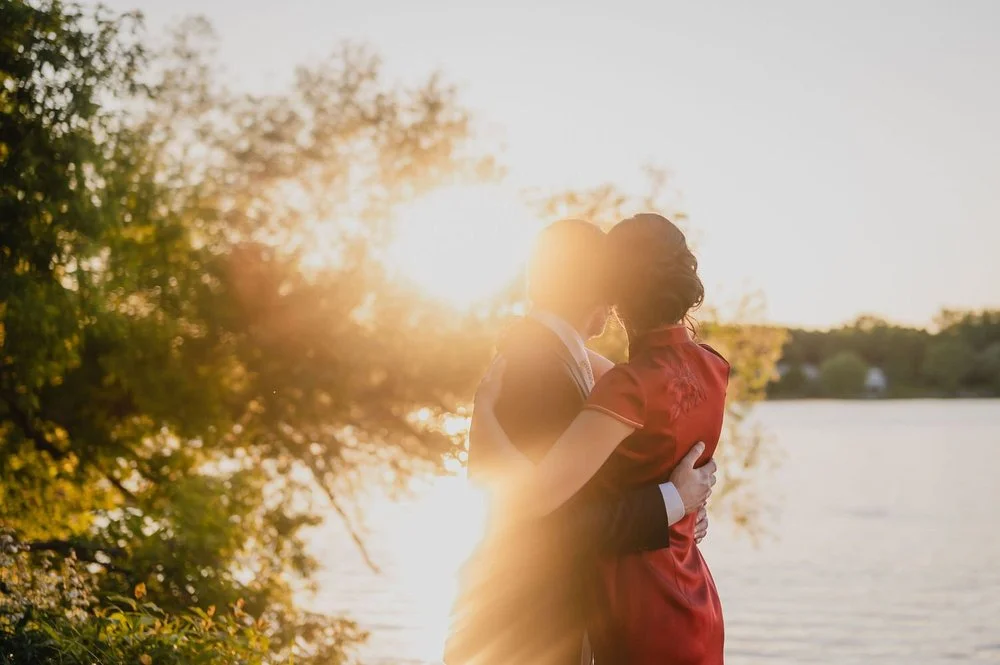 wedding photographs outside the NCC River House at sunset