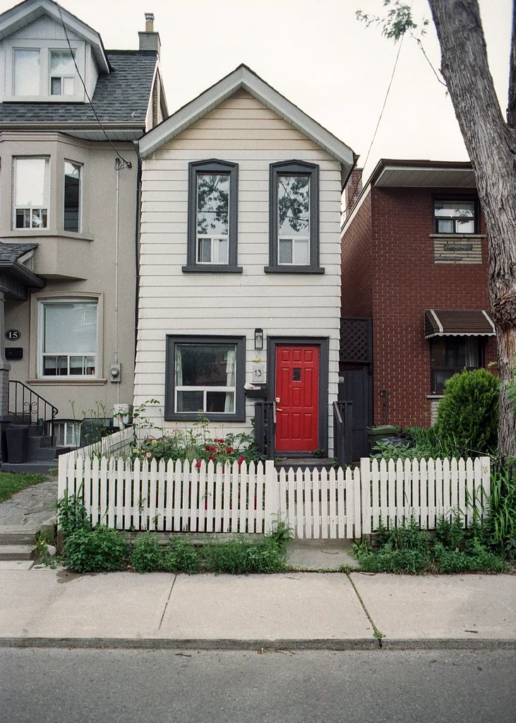 Bellwoods Skinny House with a Red Door June 2026